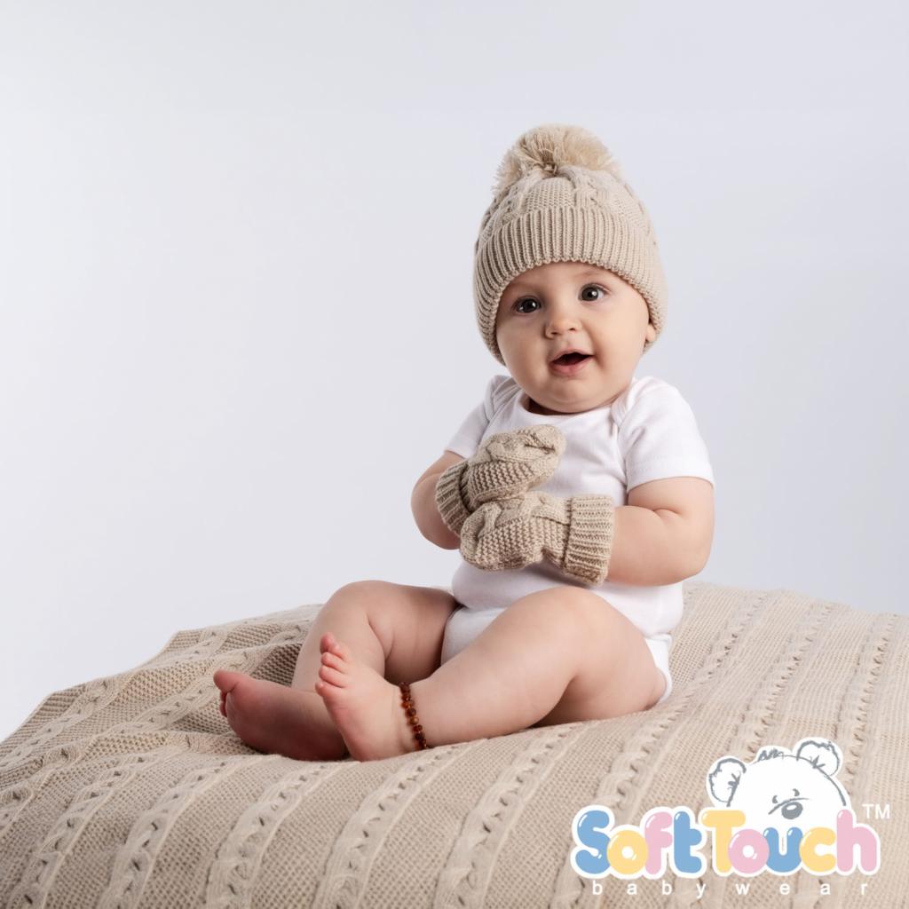 Pom Pom Hat