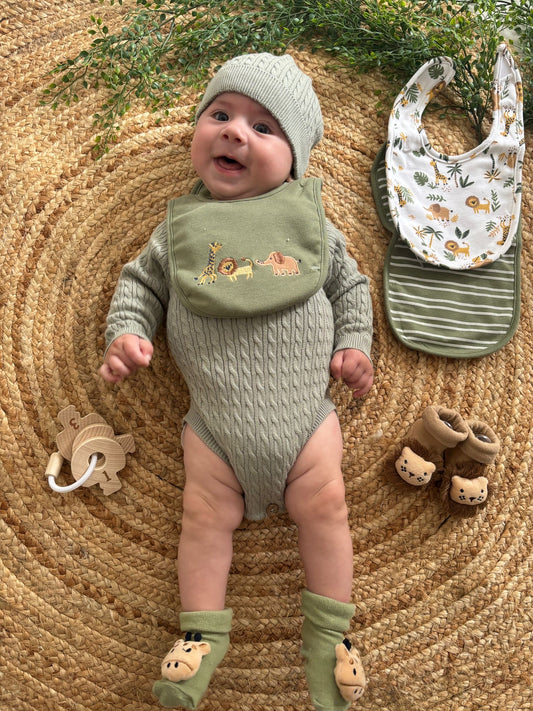 WILD Bib and Bootie Set
