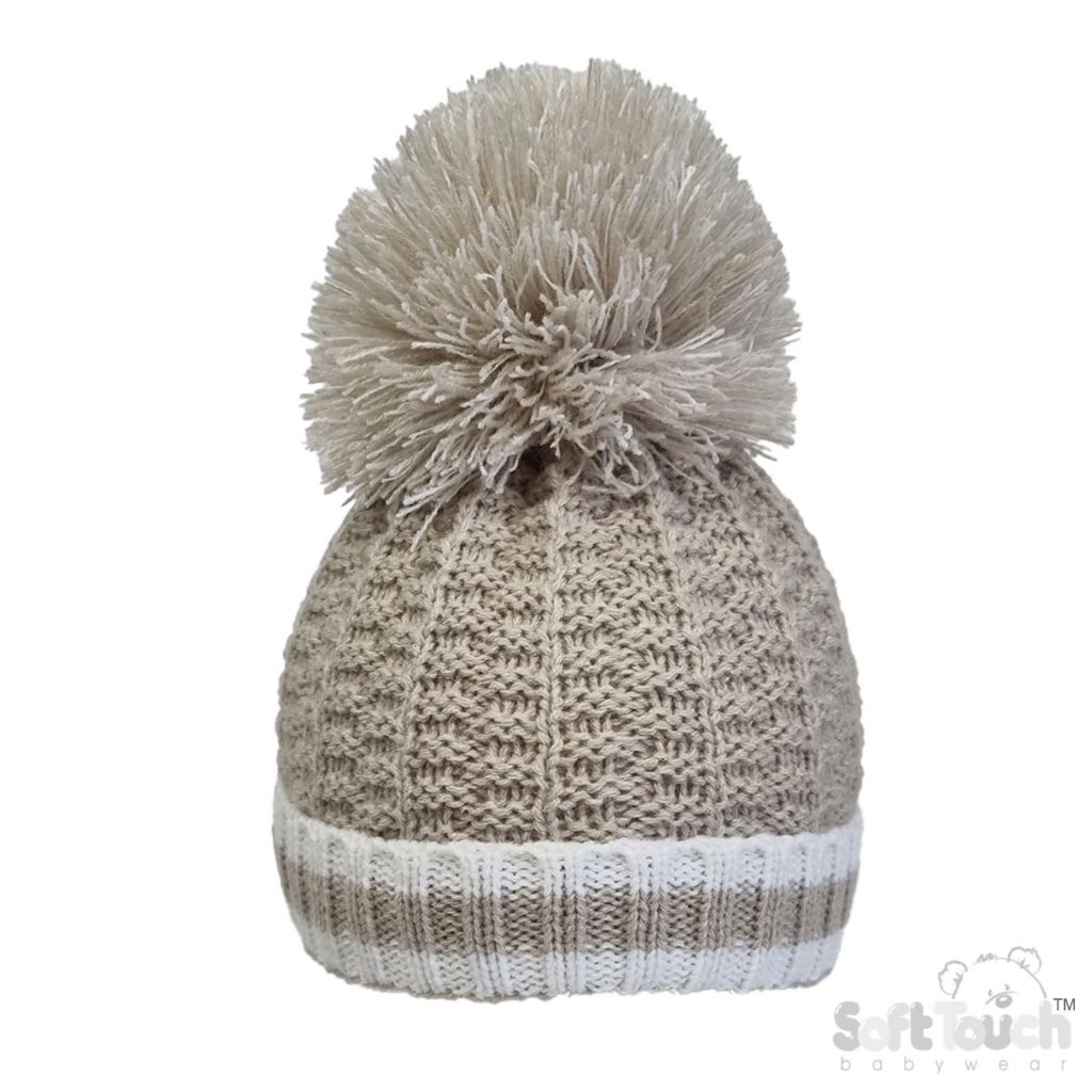 Biscuit Pom Pom hat