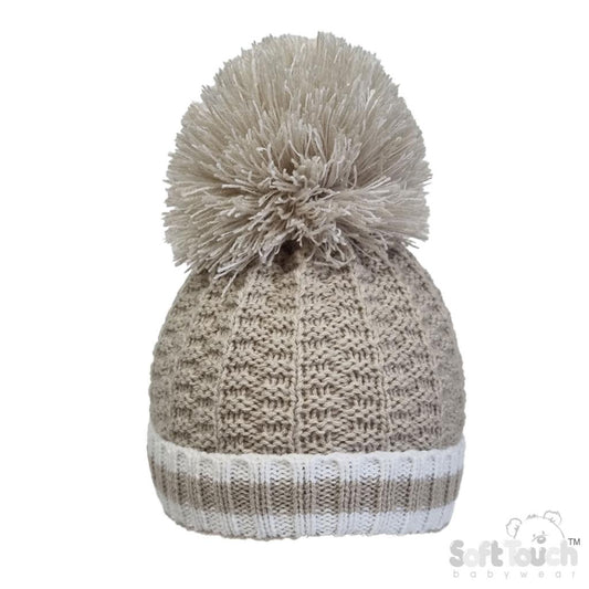 Biscuit Pom Pom hat